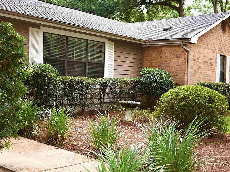 1st image of 11557 Dueling Oaks Dr