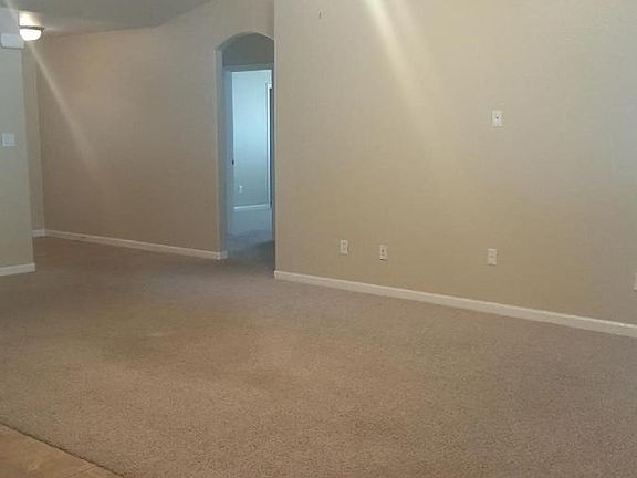 2nd image of 3006 1/2 Oakwood Dr #A