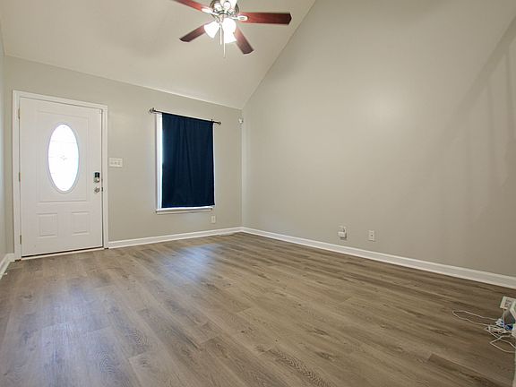2nd image of 1701 Autumnwood Blvd