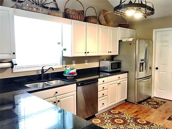 2nd image of 6085 Portsmouth Dr