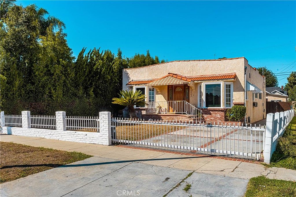 3663 W 60th St, Los Angeles, CA 90043 | Zillow