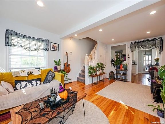 2nd image of 2769 Park Ave