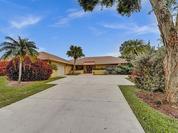 4th image of 2170 NW 122nd Avenue