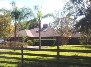 2021 Red Robin Dr, Port Orange, FL 32128