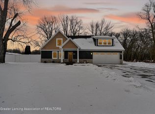 1532 N Eifert Rd, Holt, MI 48842