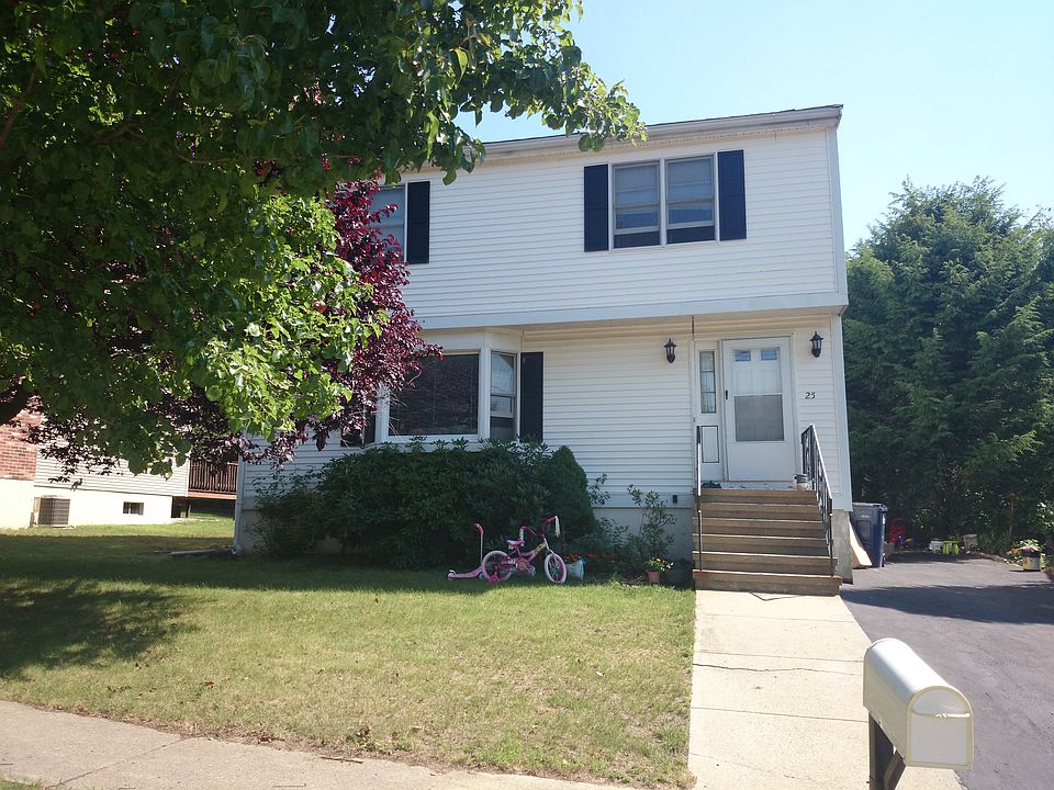 2nd image of 25 Grouse St