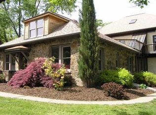 3023 Fairview Rd, Gibsonia, PA 15044