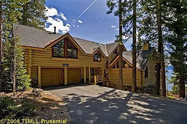 4546 Ridgewood Dr photo 1