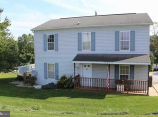 9275 Susquehanna Trl S, Seven Valleys, PA 17360