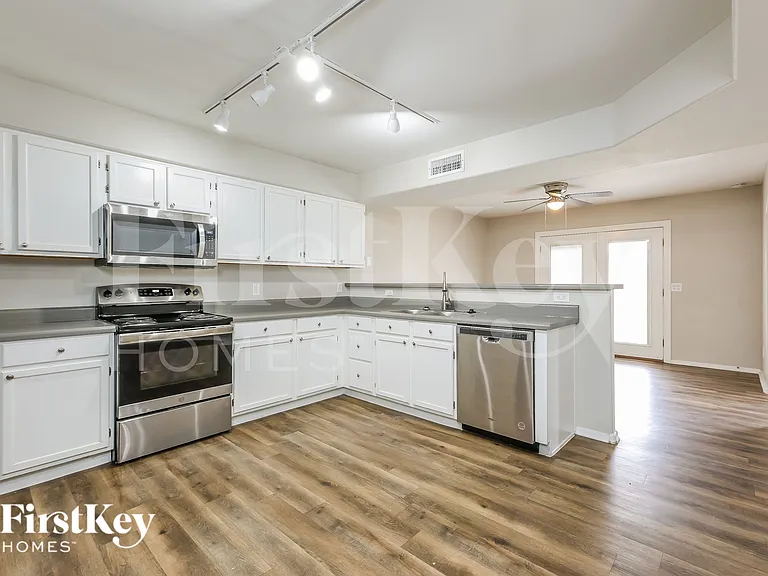 7547 W Comet Ave — Photo 7