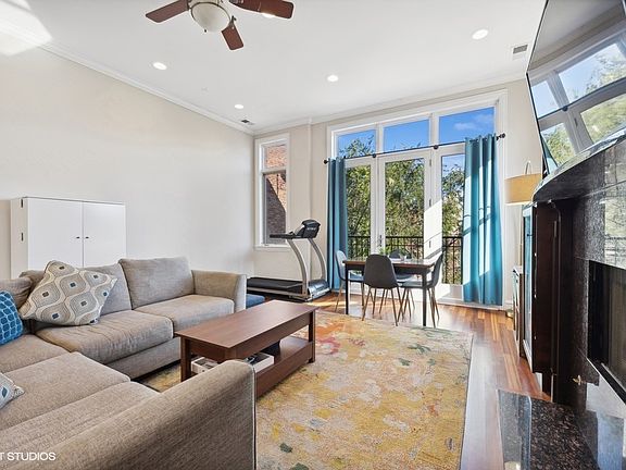 3rd image of 1855 W Armitage Ave Unit 3
