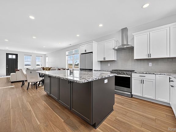 5th image of 5264 Cooley Lake Rd