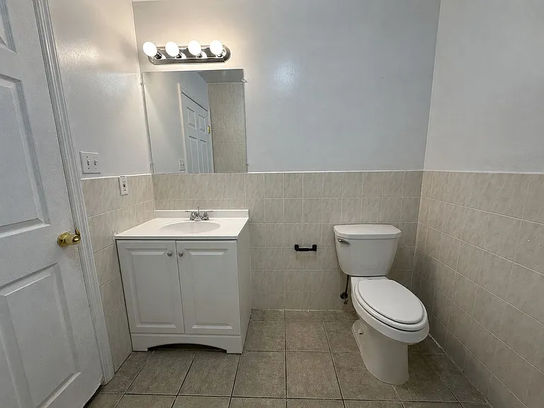 111 Harris Ave — Photo 8