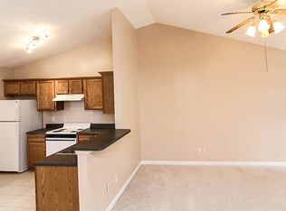 8500 Branchtree Pl, Louisville, KY 40228