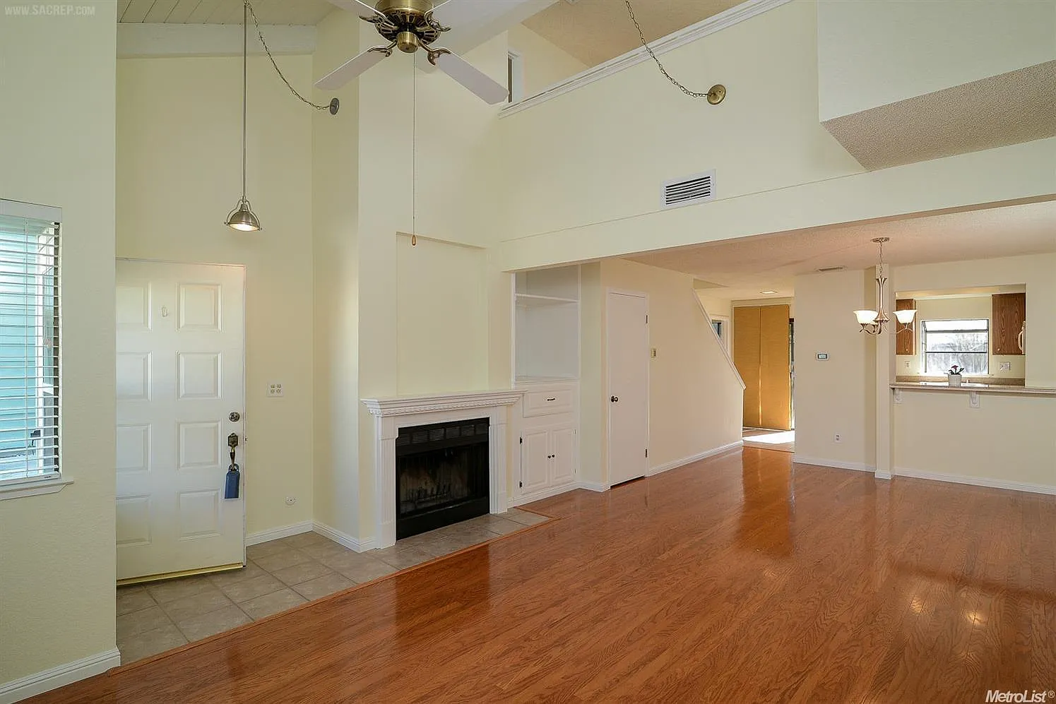 2833 Edison Ave — Photo 3
