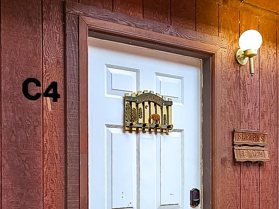 3rd image of 19 Jackson Hole Rd #C-4