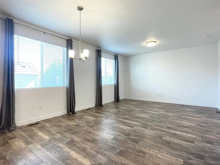 3066 S Red Pine Dr — Photo 3