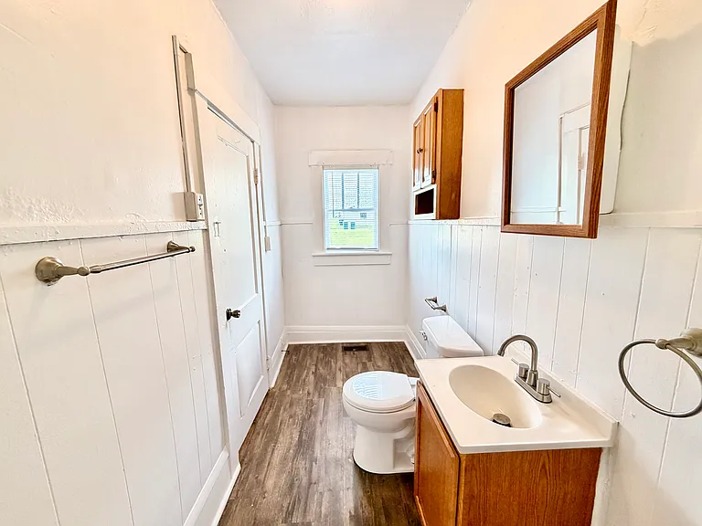 701 S 12th St — Photo 15