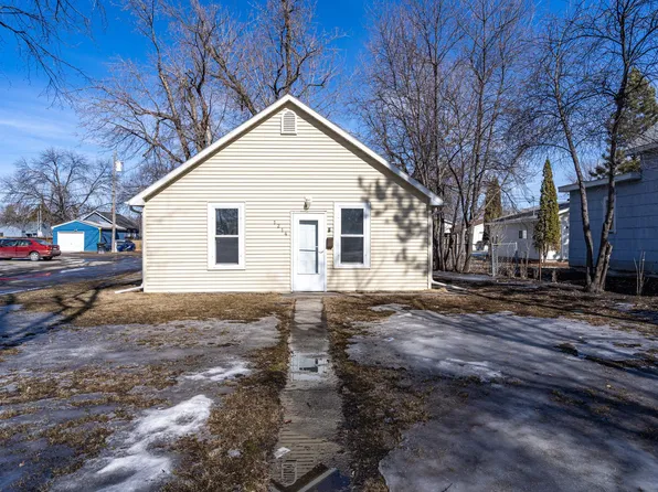 1214 5th Ave N, Grand Forks, ND 58203