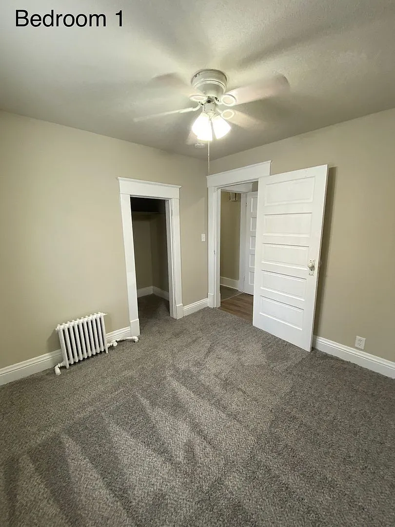 403 E Montgomery St — Photo 4