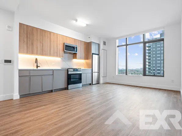 2230 Cropsey Avenue image 1 of 50