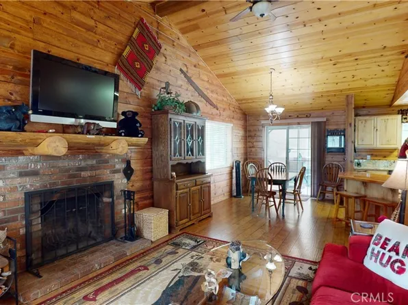 31232 Old City Creek Rd, Running Springs, CA 92382