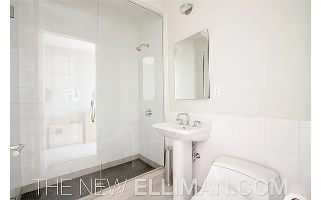 Sold by Douglas Elliman | media 24