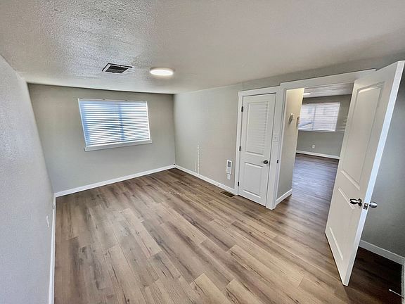 3rd image of 2103 1st St S #2103