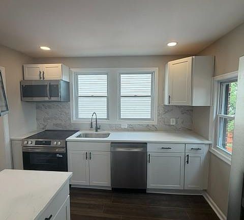 4th image of 4008 Alton St