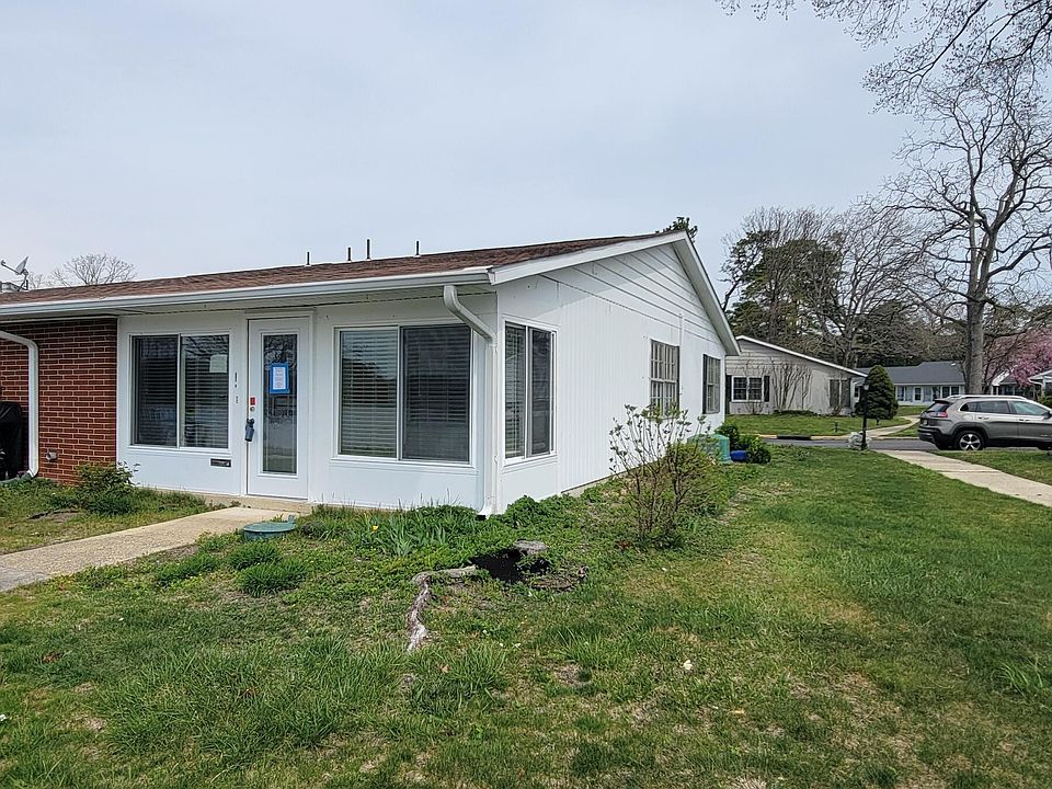 1st image of 651 Plymouth Drive #F