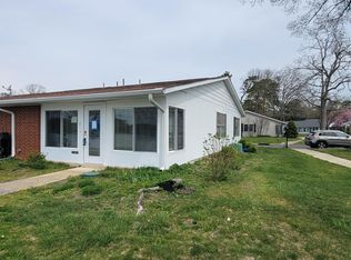 651 Plymouth Dr #F, Lakewood, NJ 08701