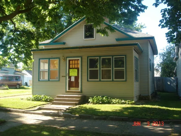 1036 Denton St, La Crosse, WI 54601
