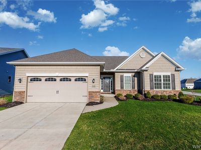 5690 Waterford Ln, Clarence Center, NY, 14032
