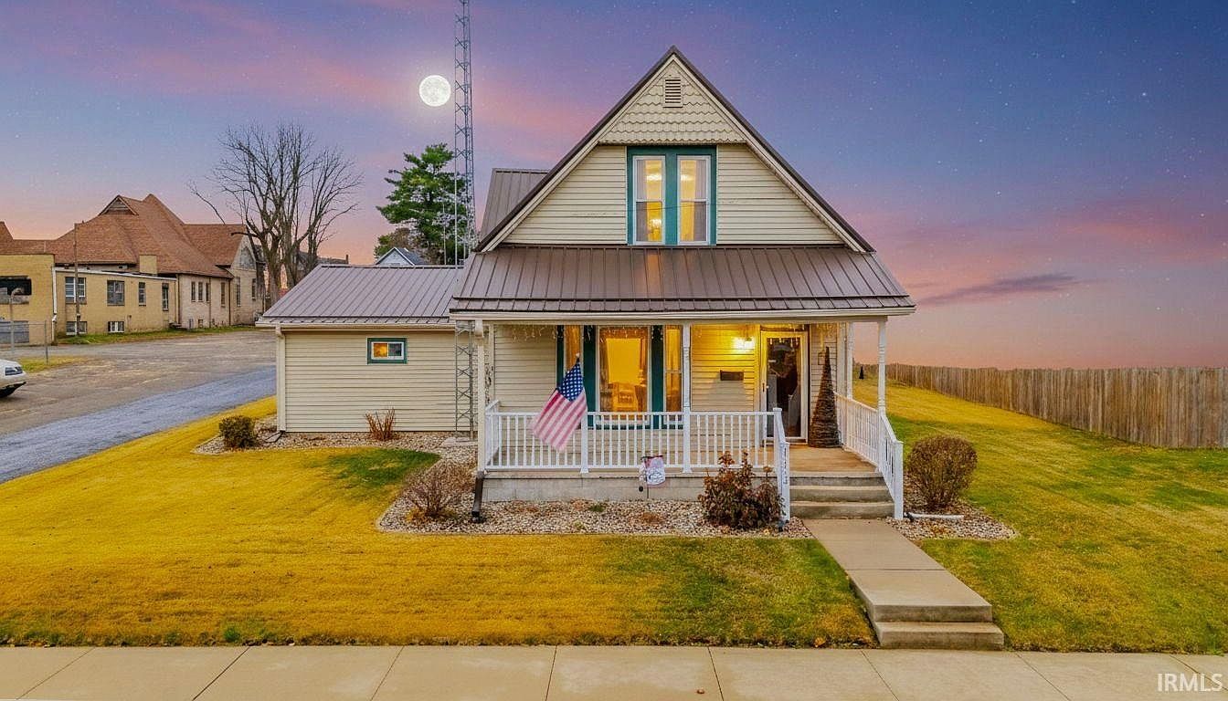 1472 Middle St, Wabash, IN 46992 | Zillow