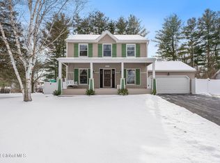 550 Victory Cir, Ballston Spa, NY 12020