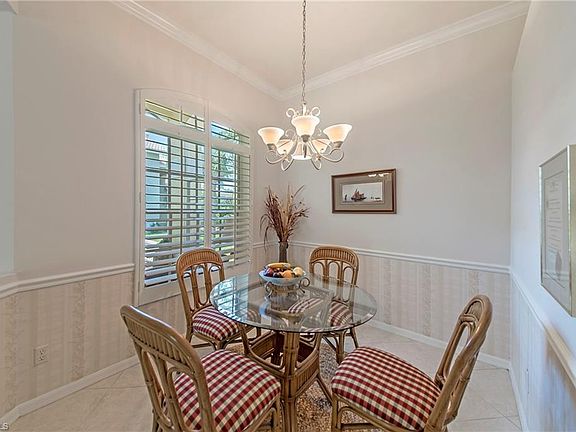 4th image of 26386 Clarkston Dr