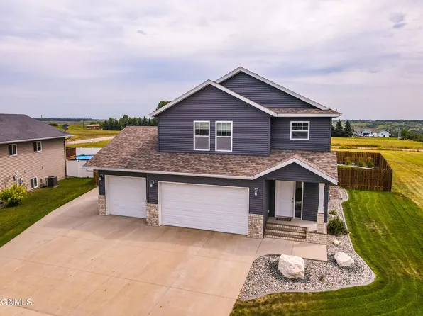 1222 5th Ave NW, Valley City, ND 58072