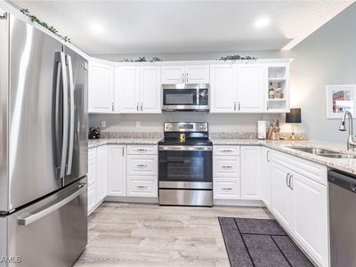 5630 Foxlake Dr, North Fort Myers, FL, 33917