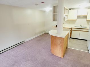 72 Main St APT 6, Raymond, NH 03077