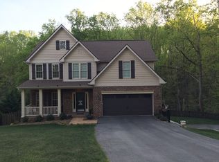 6016 Two Ford Rd, Roanoke, VA 24018