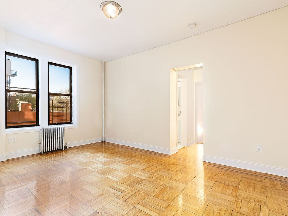 1st image of 135 Clarkson Ave APT D4