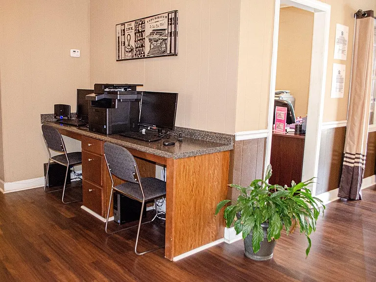 Vista Villa Apartment Homes — Photo 13