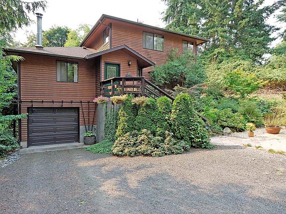 Attached on-car garage