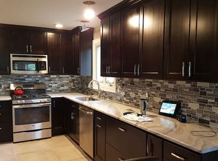 21974 E Sunset Dr, Macomb, MI 48044
