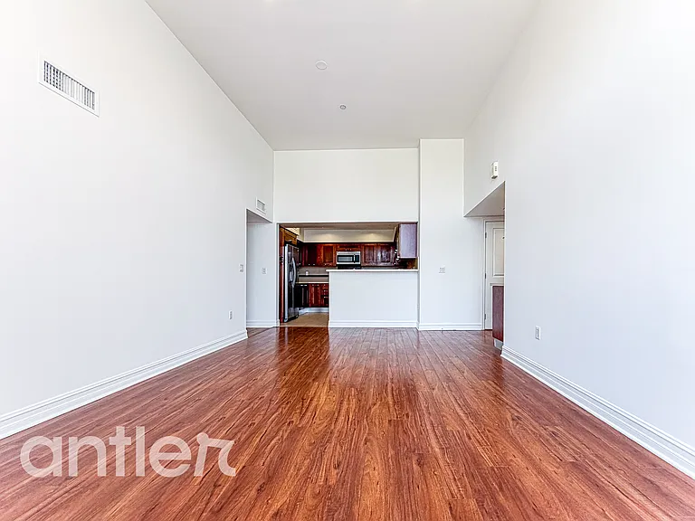 1241 S Sherbourne Dr #GPH5 — Photo 21