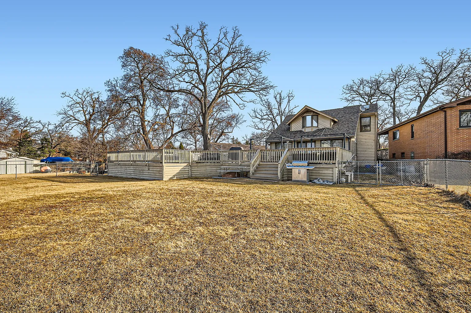 39446 N Circle Ave photo 1
