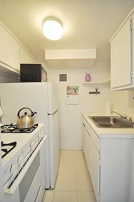 Rented by Keller Williams NYC | media 25