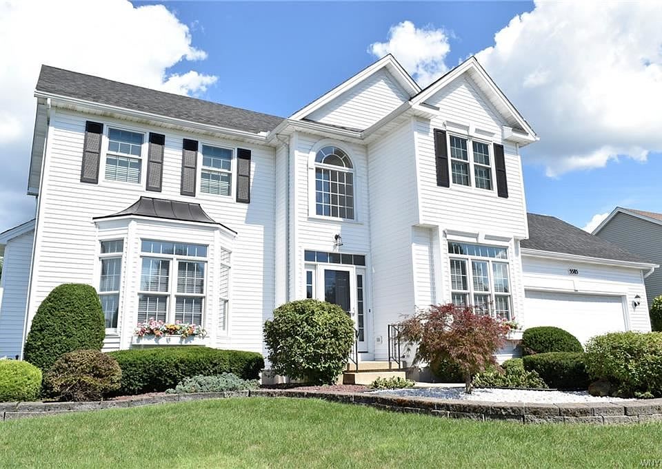 1st image of 5585 Green Meadow Ct