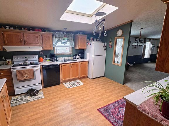 4th image of 25096 Canyon Cir