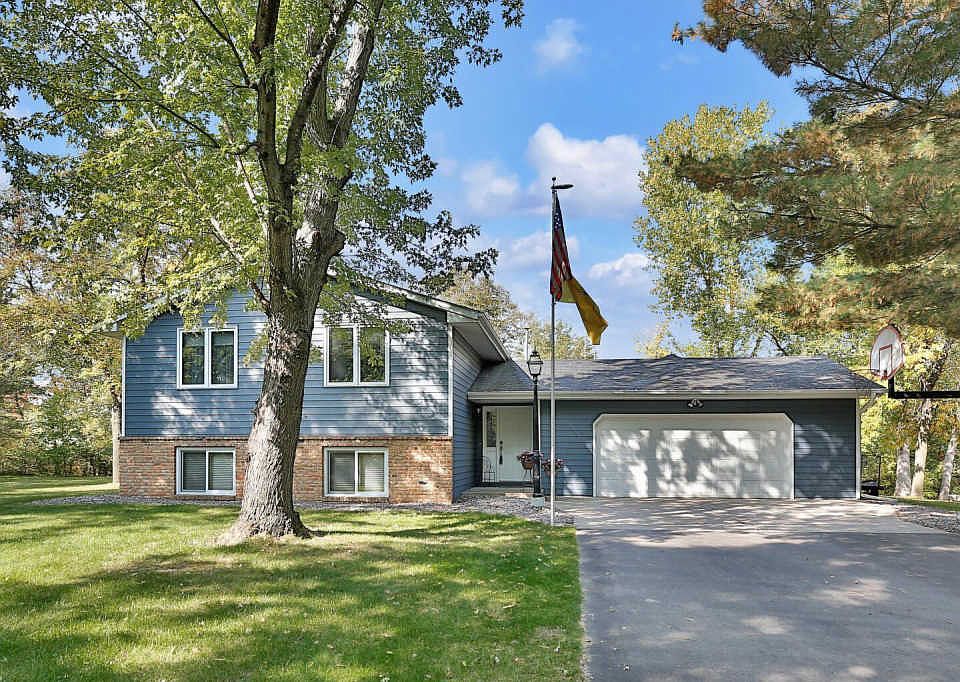 1st image of 14925 Crow River Dr